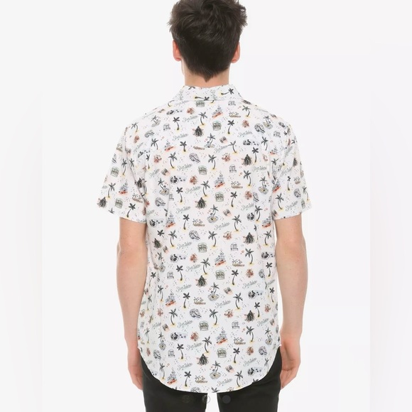 Our Universe Star Wars Vacation Woven Button-Up Hawaiian Shirt - Picture 2 of 13